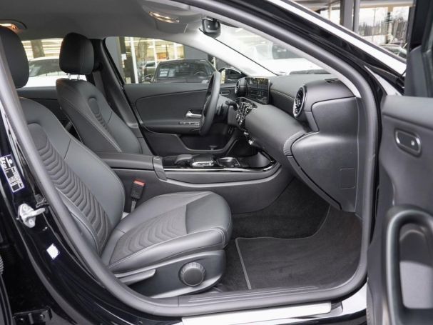 Mercedes-Benz A 250 e  Style Navi Kamera Totwinkel Spiegel-P