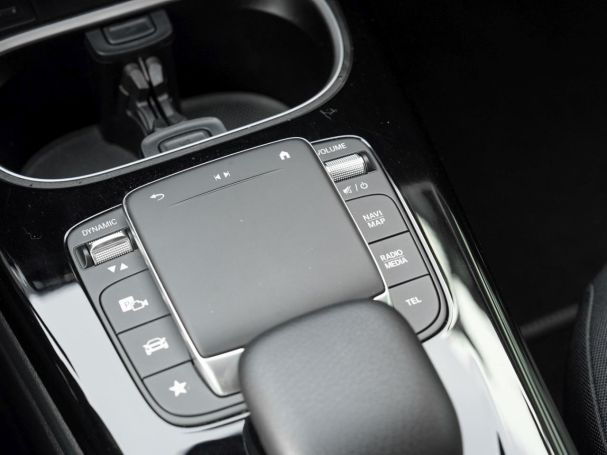 Mercedes-Benz A 250 e MBUX Navi LED Kamera AHK Park-Paket