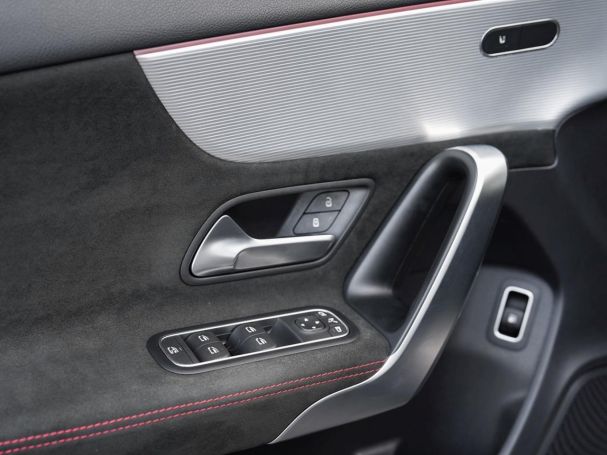 Mercedes-Benz A 250 e  AMG Navi LED Kamera Spiegel-Paket