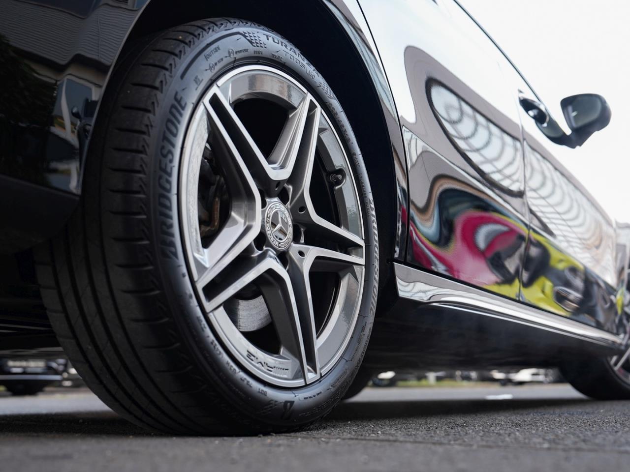 Mercedes-Benz A 250 e  AMG Navi LED Kamera Spiegel-Paket