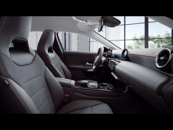 Mercedes-Benz A 250 e  AMG MBUX Navigation Public Charging