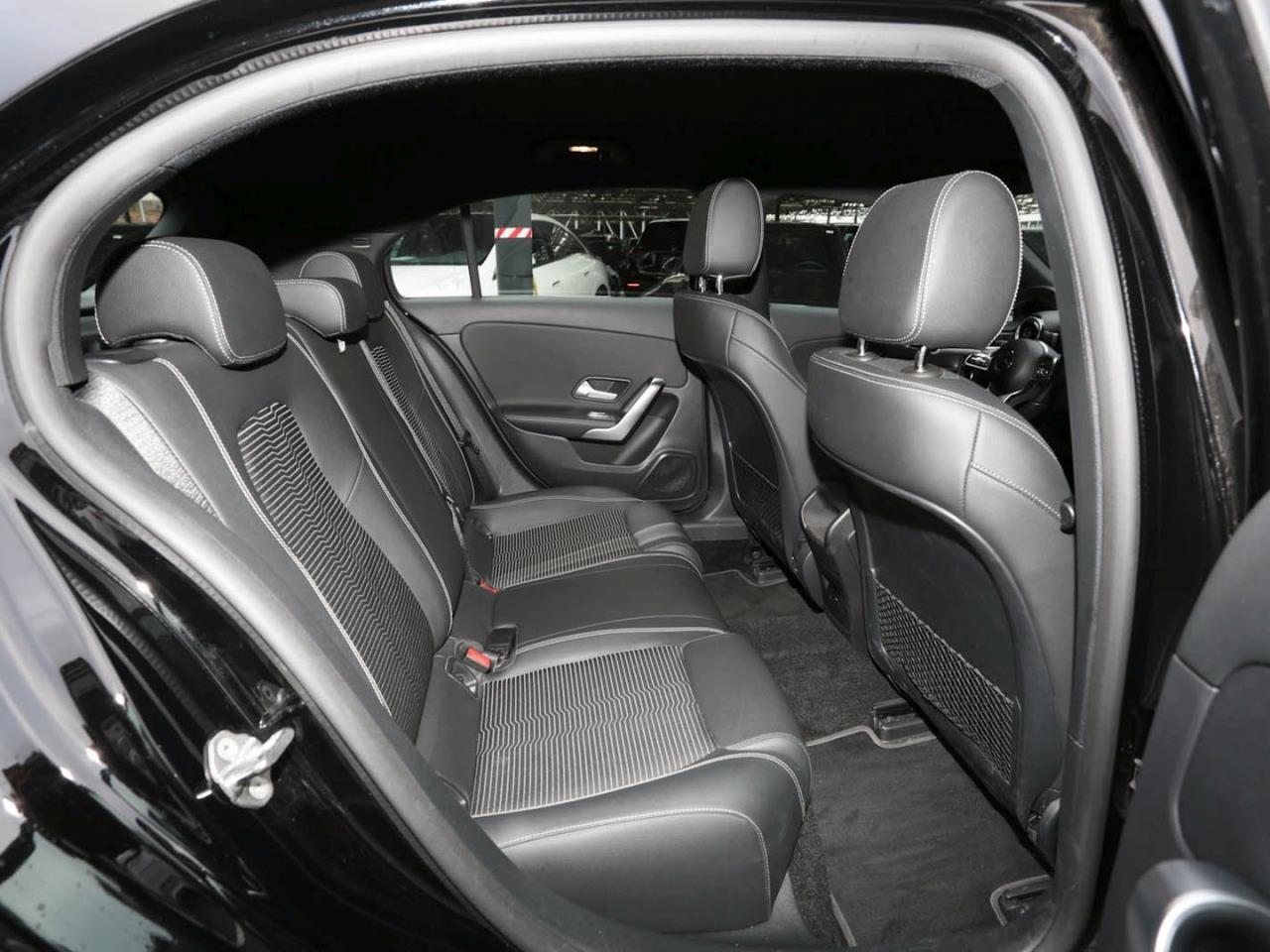 Mercedes-Benz A 250 e Progressive MBUX-Navi Klima Kamera SpurH