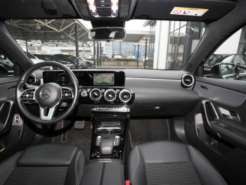 Mercedes-Benz A 250 e Progressive MBUX-Navi Klima Kamera SpurH