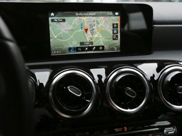 Mercedes-Benz A 250 e Progressive MBUX-Navi Klima Kamera SpurH