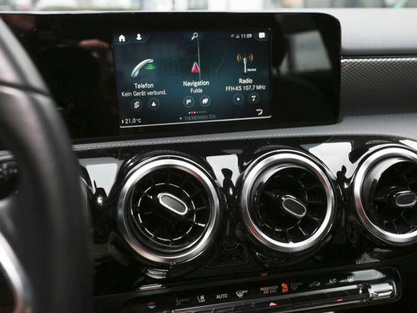 Mercedes-Benz A 250 e Progressive MBUX-Navi Klima Kamera SpurH