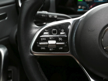 Mercedes-Benz A 250 e Progressive MBUX-Navi Klima Kamera SpurH