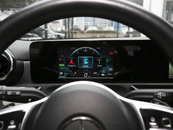 Mercedes-Benz A 250 e Progressive MBUX-Navi Klima Kamera SpurH
