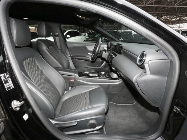 Mercedes-Benz A 250 e Progressive MBUX-Navi Klima Kamera SpurH