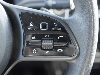 Mercedes-Benz A 250 e  MBUX Navi SpurH Sitzhzg PublicCharging