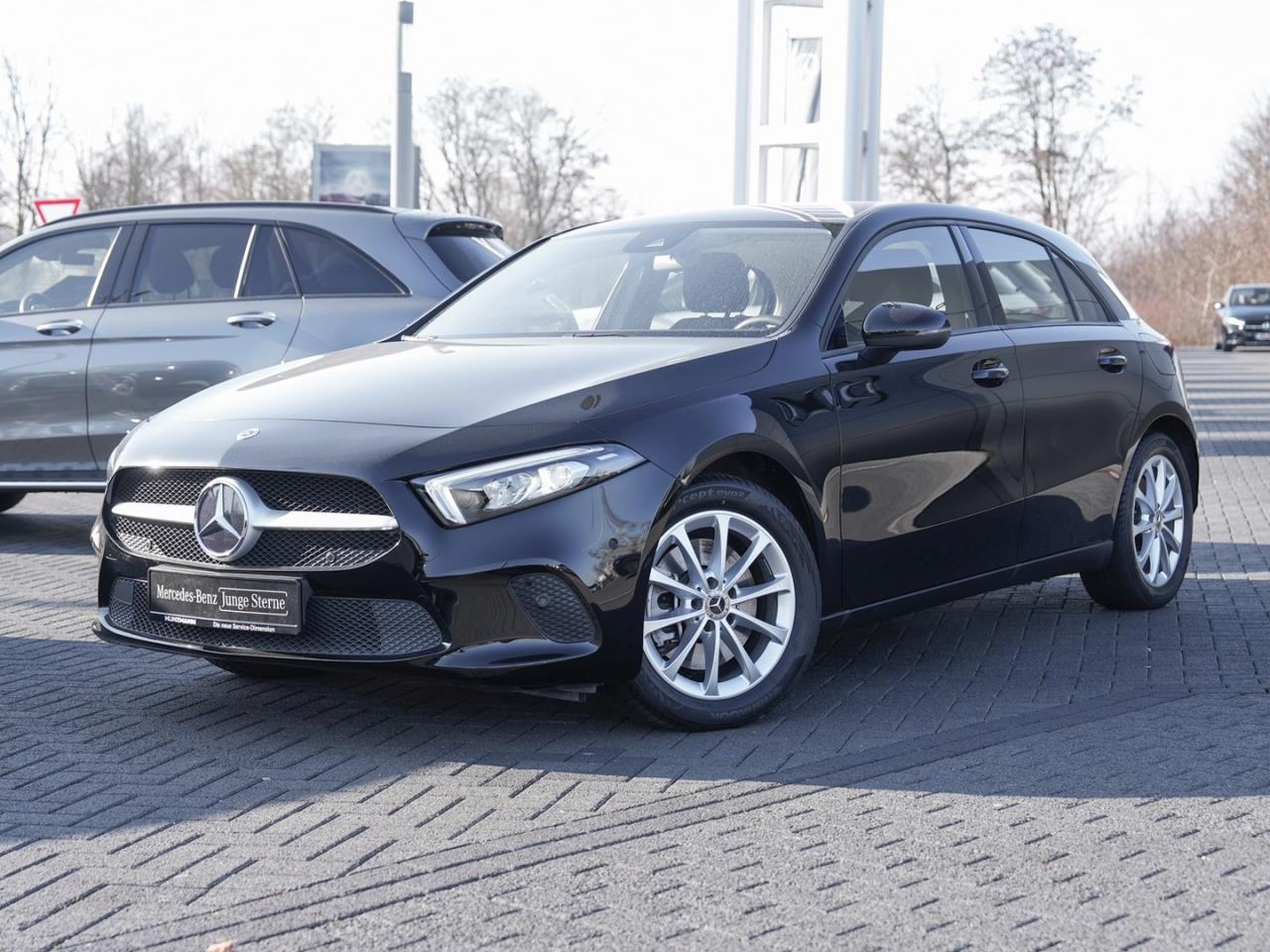 Mercedes-Benz A 250 e  MBUX Navi SpurH Sitzhzg PublicCharging
