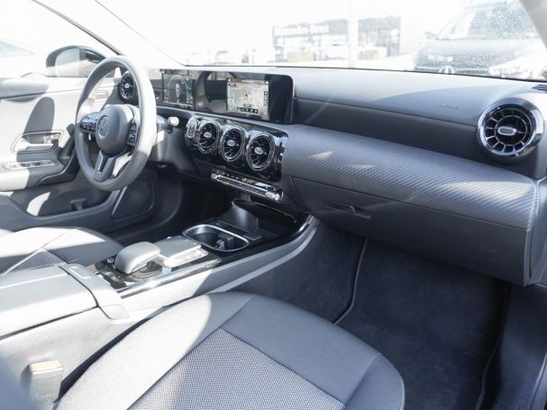 Mercedes-Benz A 250 e  MBUX Navi SpurH Sitzhzg PublicCharging