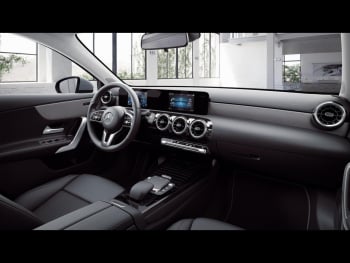 Mercedes-Benz A 250 e Progressive MBUX Navi Kamera 19-AMG-Räder