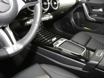 Mercedes-Benz A 250 e Progressive Night NP 51.694 € Memory