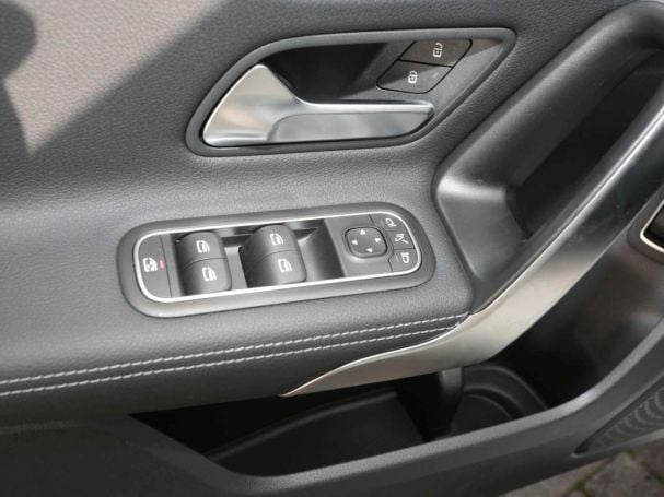 Mercedes-Benz A 250 e Progressive Night NP 51.694 € Memory Mercedes-Benz A 250 e Progressive Night NP 51.694 € Memory
