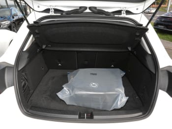 Mercedes-Benz A 250 e Progressive Night NP 51.694 € Memory