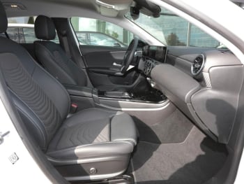 Mercedes-Benz A 250 e Progressive Night NP 51.694 € Memory