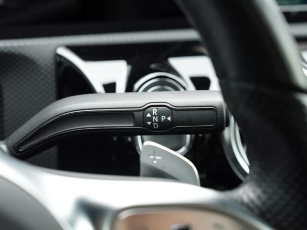 Mercedes-Benz A 250 e  AMG Night EDITION2020 MBUXNavi+