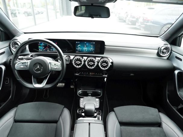 Mercedes-Benz A 250 e AMG Night EDITION2020 MBUXNavi+ Mercedes-Benz A 250 e AMG Night EDITION2020 MBUXNavi+