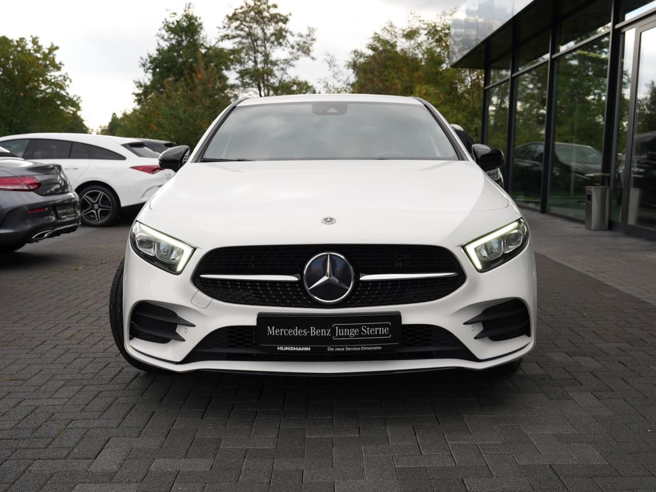 Mercedes-Benz A 250 e  AMG Night EDITION2020 MBUXNavi+