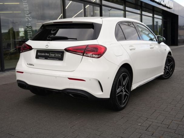 Mercedes-Benz A 250 e  AMG Night EDITION2020 MBUXNavi+