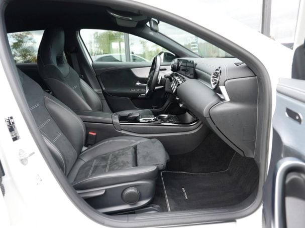 Mercedes-Benz A 250 e  AMG Night EDITION2020 MBUXNavi+