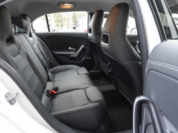 Mercedes-Benz A 250 e MBUX Navi Premium Kamera WinterP Leder