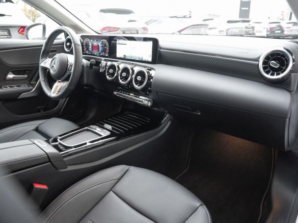 Mercedes-Benz A 250 e MBUX Navi Premium Kamera WinterP Leder