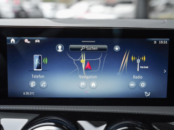 Mercedes-Benz A 250 e MBUX Navi Premium Kamera WinterP Leder