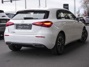 Mercedes-Benz A 250 e MBUX Navi Premium Kamera WinterP Leder