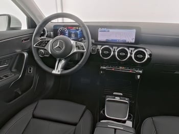 Mercedes-Benz A 250 e MBUX Navi Premium Kamera WinterP Leder