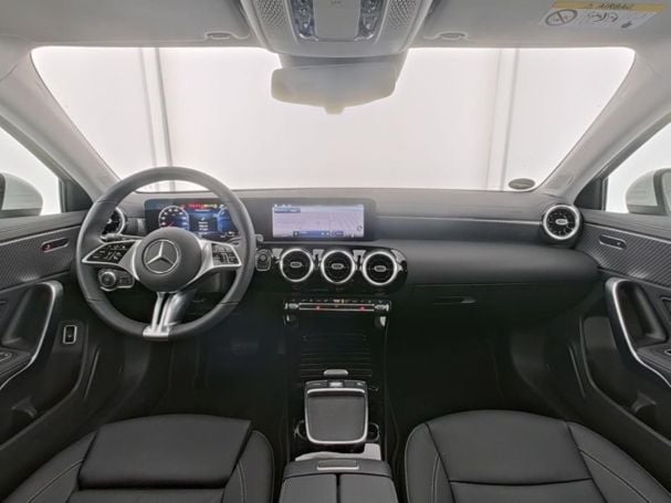 Mercedes-Benz A 250 e MBUX Navi Premium Kamera WinterP SpurH