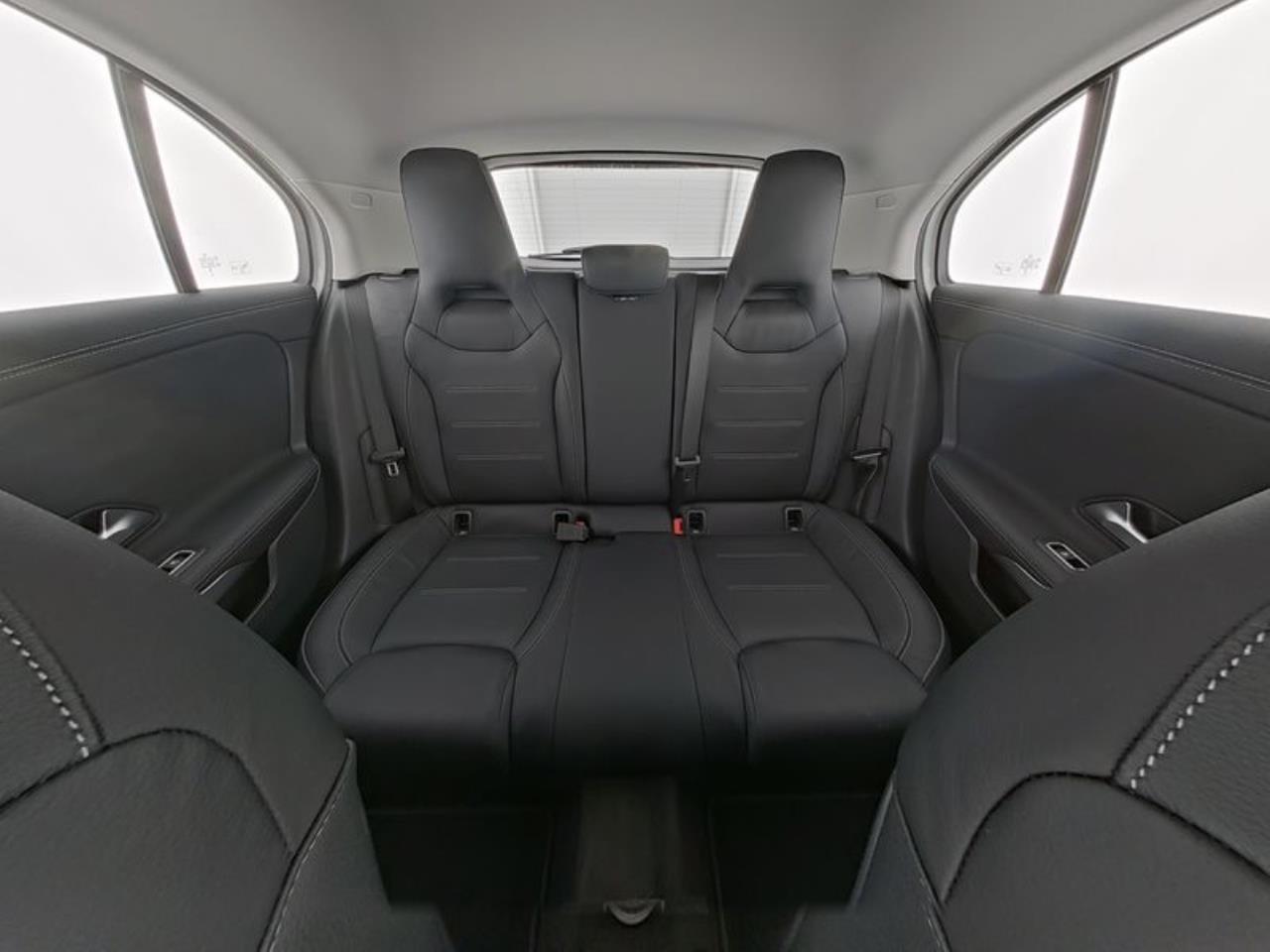 Mercedes-Benz A 250 e MBUX Navi Premium Kamera WinterP Leder