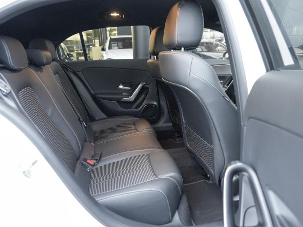 Mercedes-Benz A 250 e  Progressive Night MBUXNavi+ SitzkomfortP
