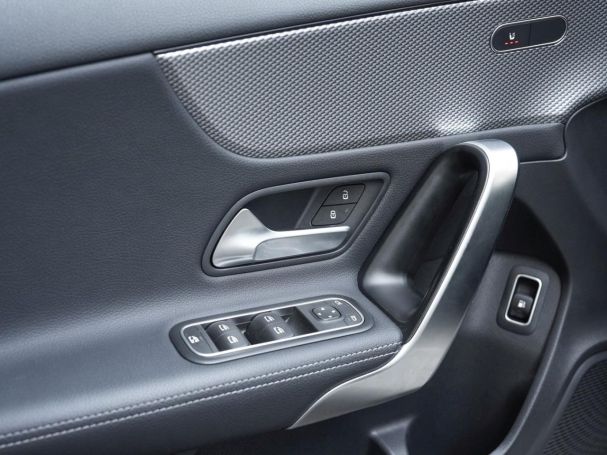 Mercedes-Benz A 250 e  Progressive Night MBUXNavi+ SitzkomfortP