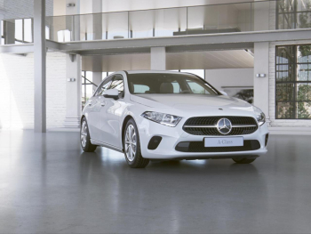 Mercedes-Benz A 250 e Style MBUXNavi+ Public-Charging Paket