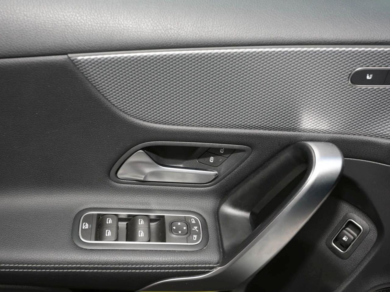 Mercedes-Benz A 250 e  Progressive MBUX Navi Spiegel-Paket