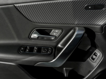 Mercedes-Benz A 250 e Progressive MBUX Navi Distronic AHK