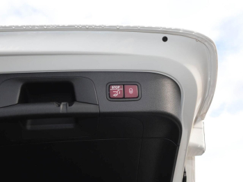 Mercedes-Benz A 250 e  AMG Night MBUX Navi Kamera Sitzkomfort