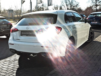 Mercedes-Benz A 250 e  AMG Night MBUX Navi Kamera Sitzkomfort