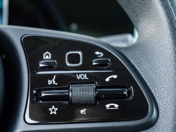 Mercedes-Benz A 250 e  Kamera Parktronic Public-Charging Paket