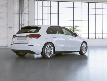 Mercedes-Benz A 250 e  Kamera Parktronic Public-Charging Paket