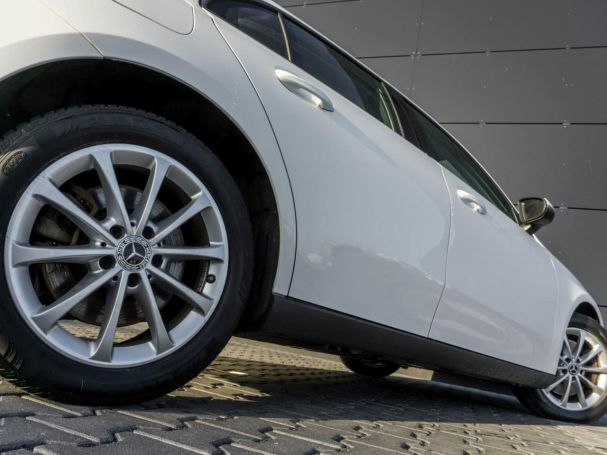 Mercedes-Benz A 250 e  Kamera Parktronic Public-Charging Paket