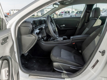 Mercedes-Benz A 250 e  Kamera Parktronic Public-Charging Paket
