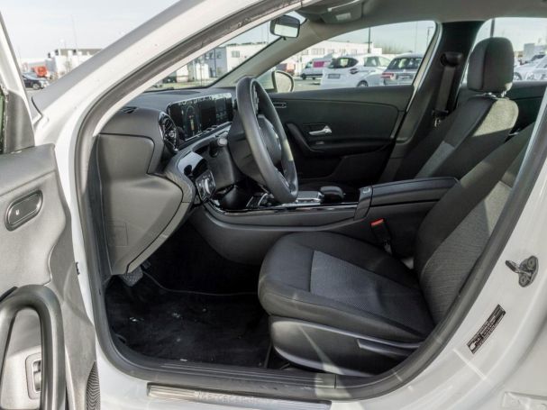 Mercedes-Benz A 250 e  Kamera Parktronic Public-Charging Paket