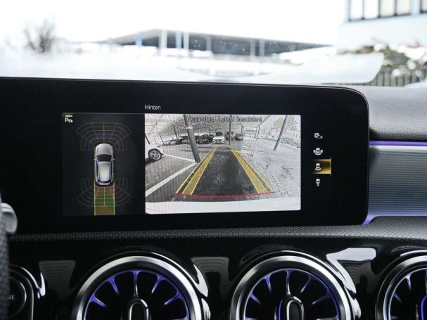 Mercedes-Benz A 250 e AMG Night Distronic Kamera