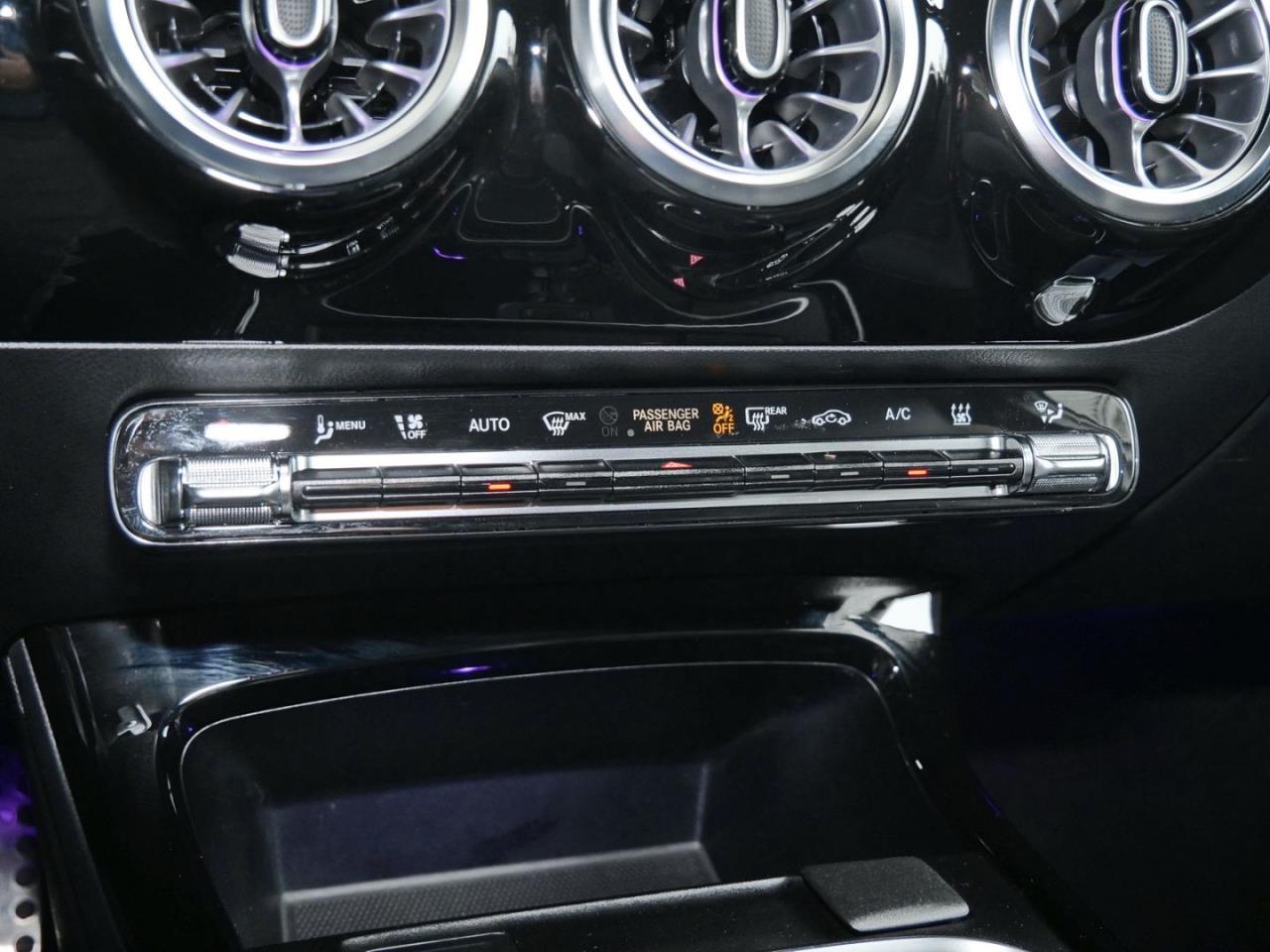 Mercedes-Benz A 250 e AMG Night Distronic Kamera