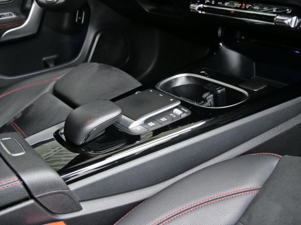 Mercedes-Benz A 250 e AMG Night Distronic Kamera