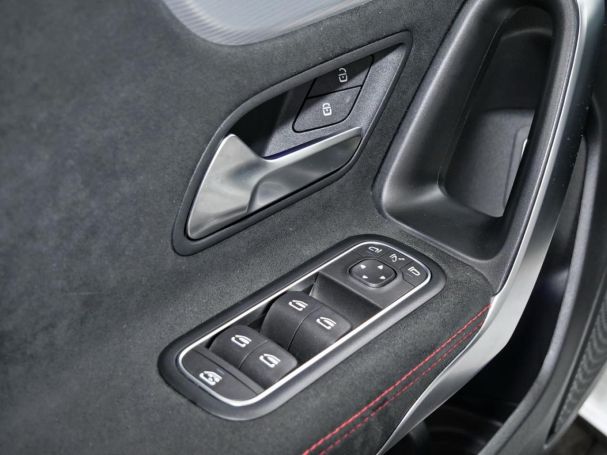 Mercedes-Benz A 250 e AMG Night Distronic Kamera