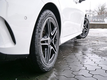 Mercedes-Benz A 250 e AMG Night Distronic Kamera