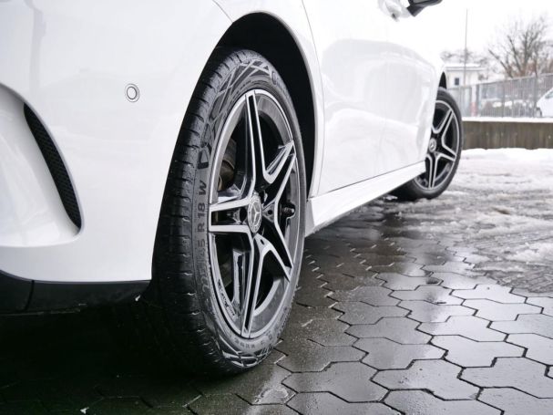 Mercedes-Benz A 250 e AMG Night Distronic Kamera